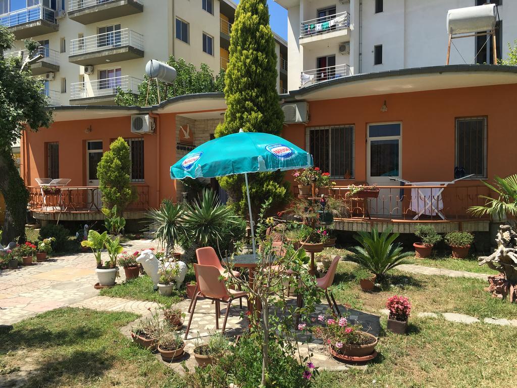 Guroal Holiday House Shengjin Luaran gambar